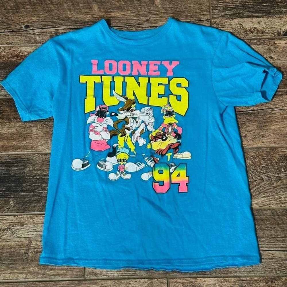 Looney Tunes 94 - Blue Cotton Graphic T-Shirt Size Medium M - Bugs Daffy Taz